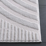 Safavieh Saylor 100 5'-5" x 7'-7" Rug in Ivory