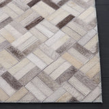 Safavieh Studio Leather 4'-0" x 6'-0" Rug in Black / Grey