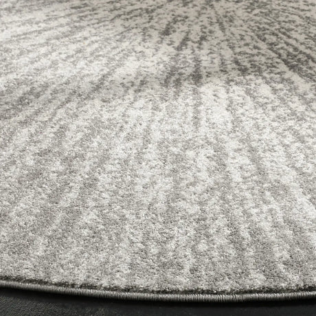 Safavieh Evoke 5'-3" x 5'-3" Rug in Dark Grey / Ivory