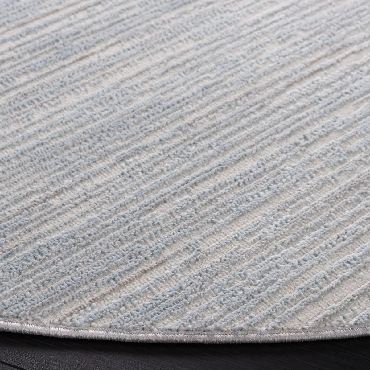Safavieh Mila 6'-7" x 6'-7" Rug in Light Blue / Grey