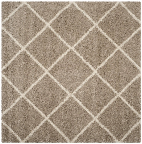 Safavieh Hudson Shag 7'-0" x 7'-0" Rug in Beige / Ivory