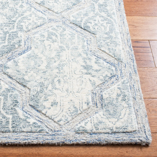 Safavieh Restoration Vintage 4'-0" x 6'-0" Rug in Blue / Ivory