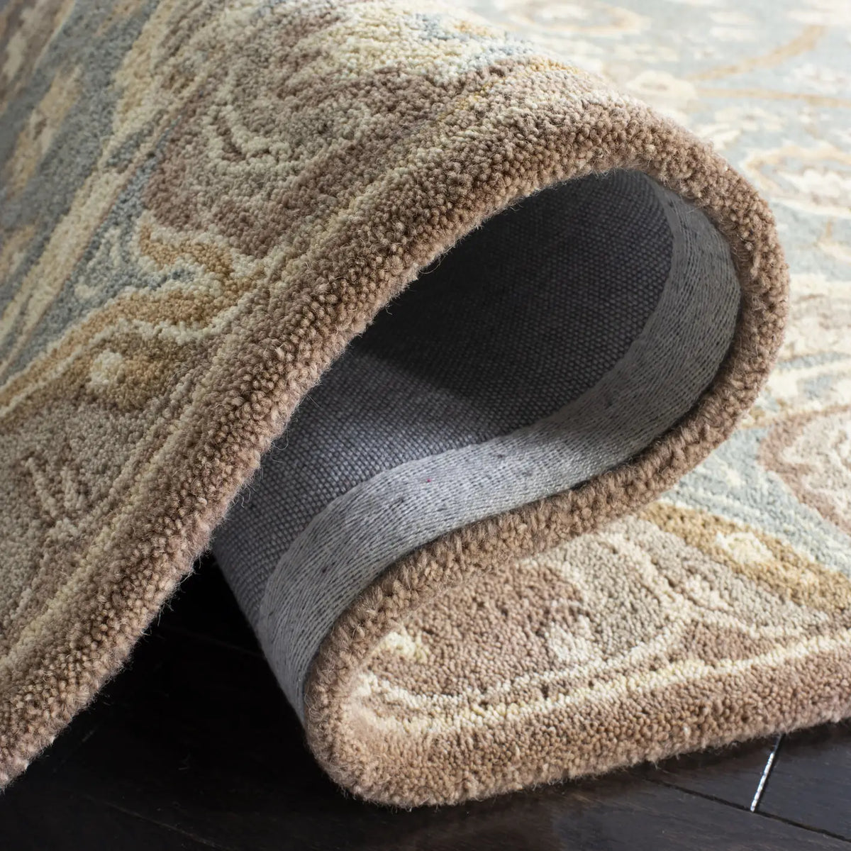 Safavieh Anatolia 4'-0" x 6'-0" Rug in Teal / Camel