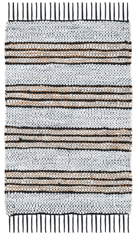 Safavieh Vintage Leather 2'-0" x 3'-0" Rug in Silver / Natural