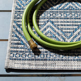 Safavieh Courtyard 4'-0" x 5'-7" Rug in Grey / Navy