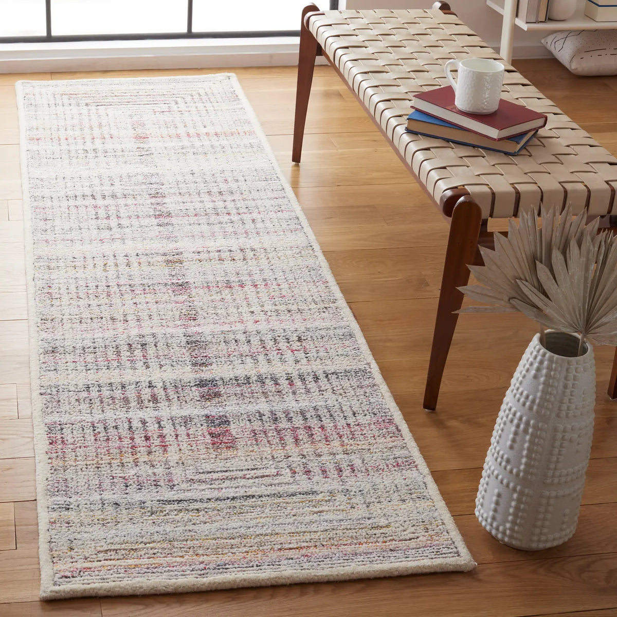 Safavieh Metro 2'-3" x 8'-0" Rug in Red / Ivory