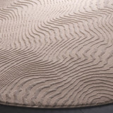 Safavieh Revive 6'-7" x 6'-7" Rug in Pink / Ivory