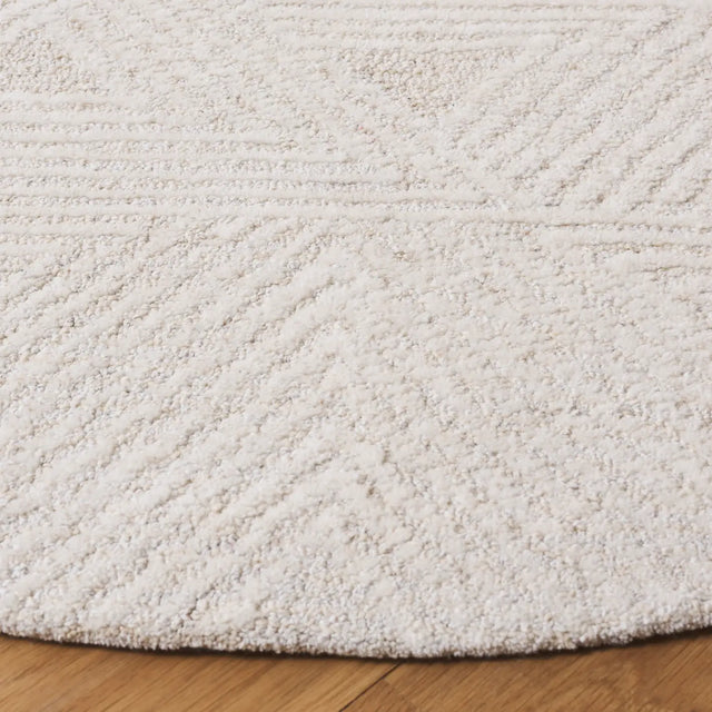 Safavieh Ebony 6'-0" x 6'-0" Rug in Ivory / Beige