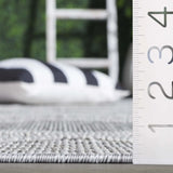Safavieh Global 4'-0" x 6'-0" Rug in Grey / Ivory