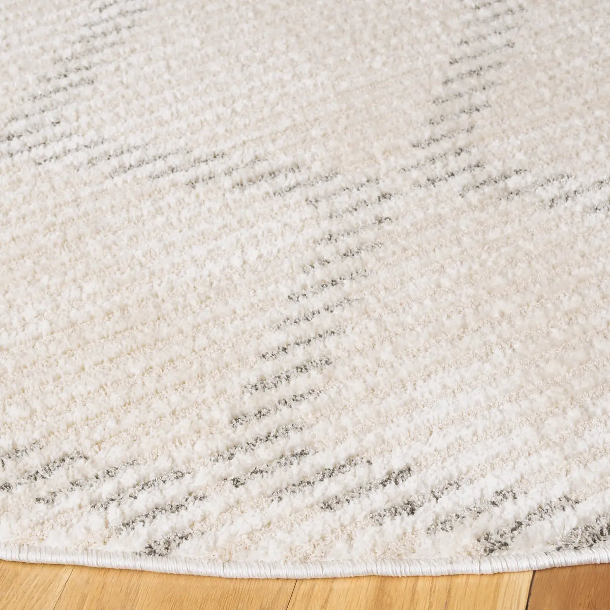 Safavieh Neptune 6'-7" x 6'-7" Rug in Ivory / Grey