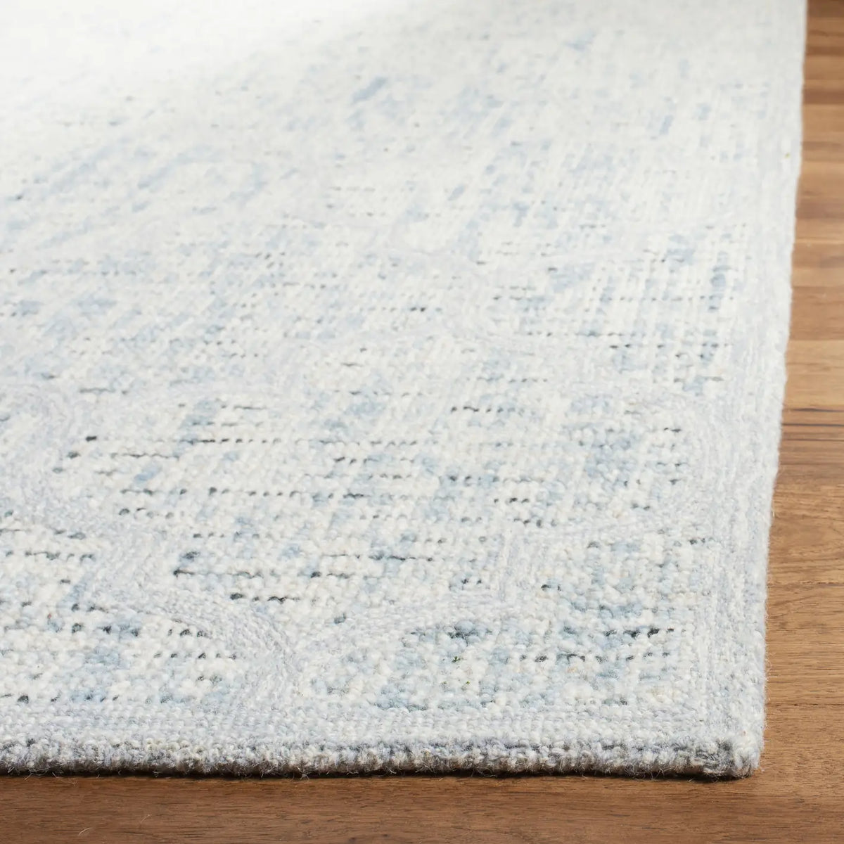 Safavieh Abstract 5'-0" x 8'-0" Rug in Ivory / Turquoise