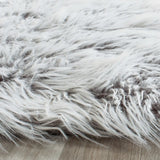 Safavieh Faux Sheep Skin 3'-0" x 5'-0" Rug in Light Grey