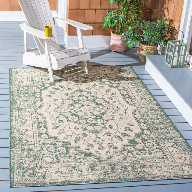 Safavieh Courtyard 4'-0" x 5'-7" Rug in Beige / Dark Green