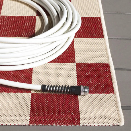 Safavieh Courtyard 4'-0" x 5'-7" Rug in Red / Beige