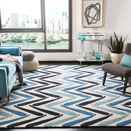 Safavieh Soho 6'-0" x 9'-0" Rug in Ivory / Blue