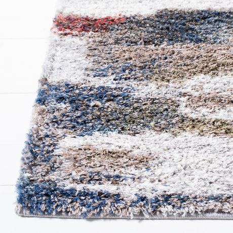 Safavieh Calista 4'-5" x 6'-5" Rug in Ivory / Rust