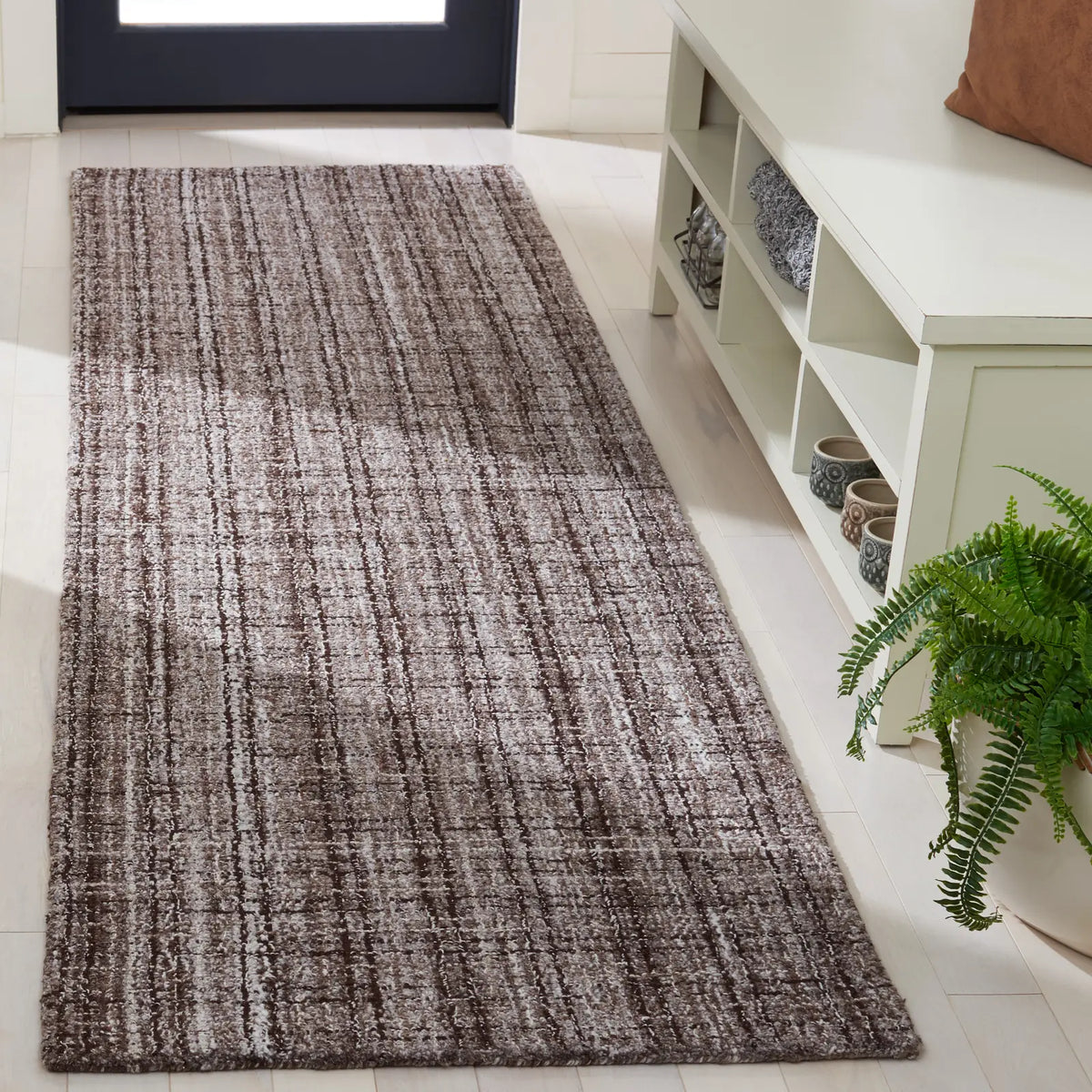 Safavieh Abstract 2'-3" x 8'-0" Rug in Brown / Grey