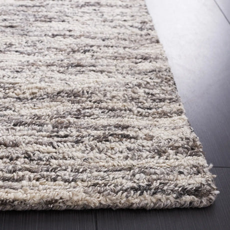 Safavieh Abstract 5'-0" x 8'-0" Rug in Ivory / Charcoal