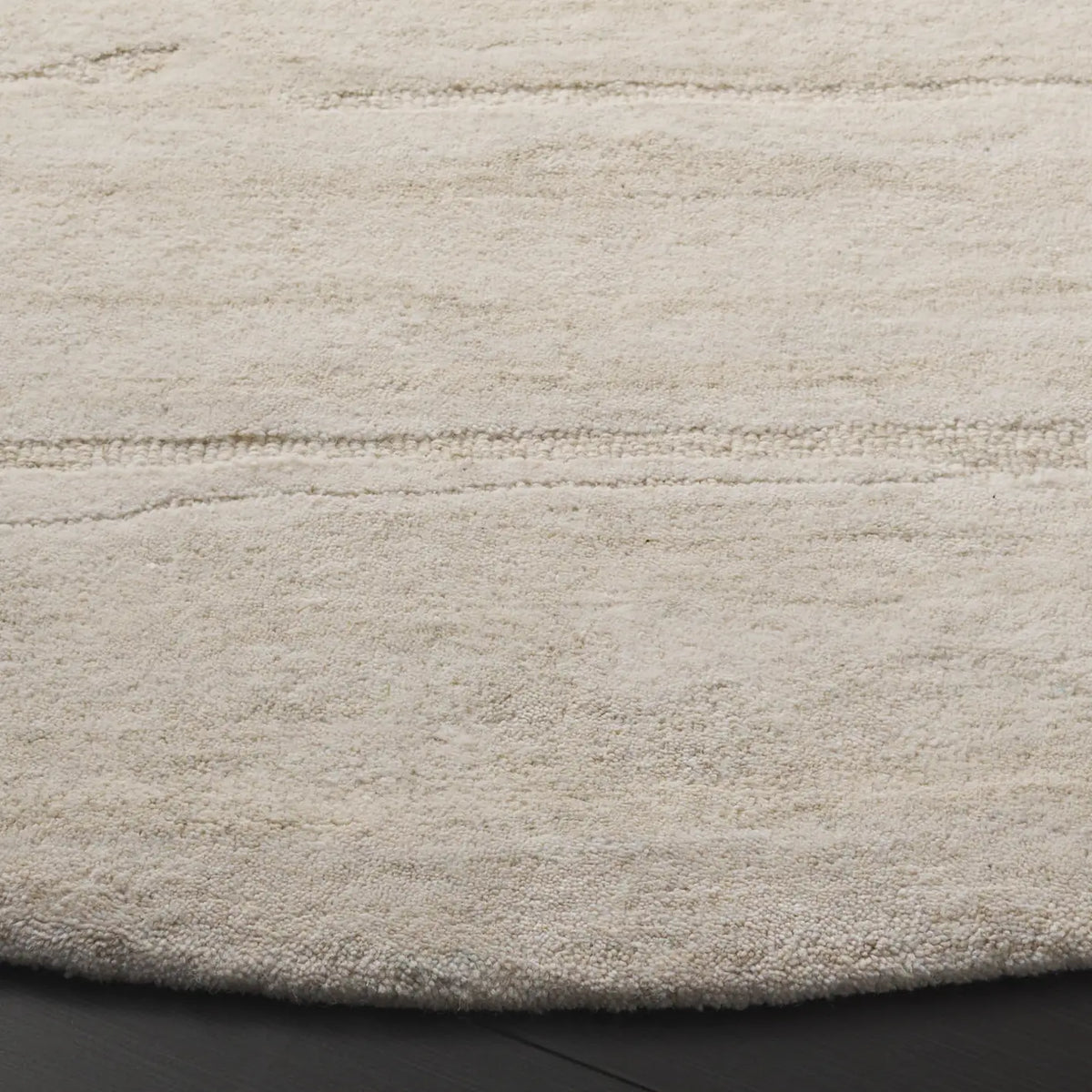 Safavieh Ebony 6'-0" x 6'-0" Rug in Light Green / Ivory
