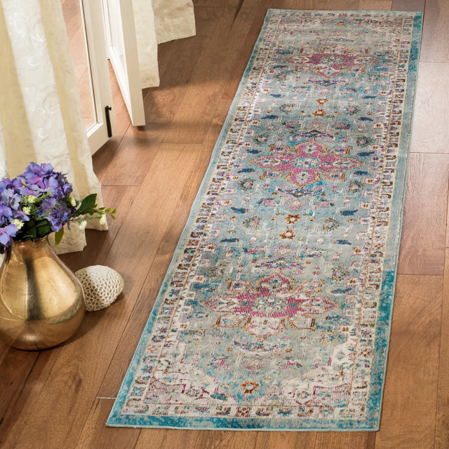 Safavieh Aria 2'-0" x 6'-0" Rug in Green / Creme