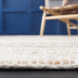 Safavieh Natura 4'-0" x 6'-0" Rug in Beige / Ivory