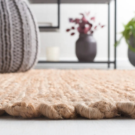 Safavieh Natural Fiber 4'-0" x 6'-0" Rug in Natural