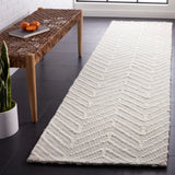 Safavieh Marbella 2'-3" x 9'-0" Rug in Ivory / Beige