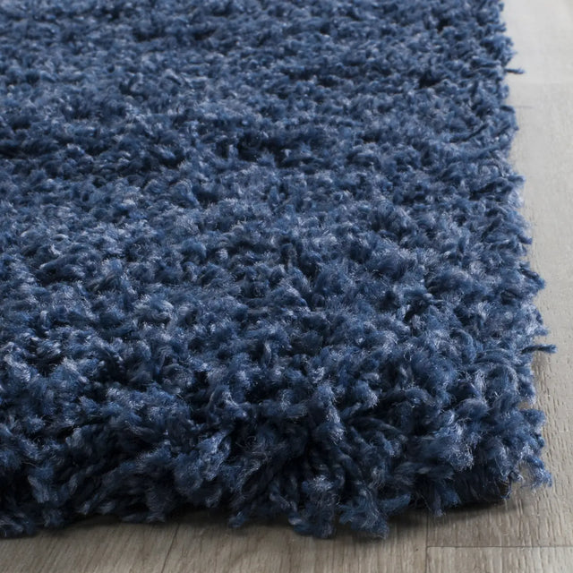 Safavieh Sgl-Laguna Shag 2'-3" x 10'-0" Rug in Blue