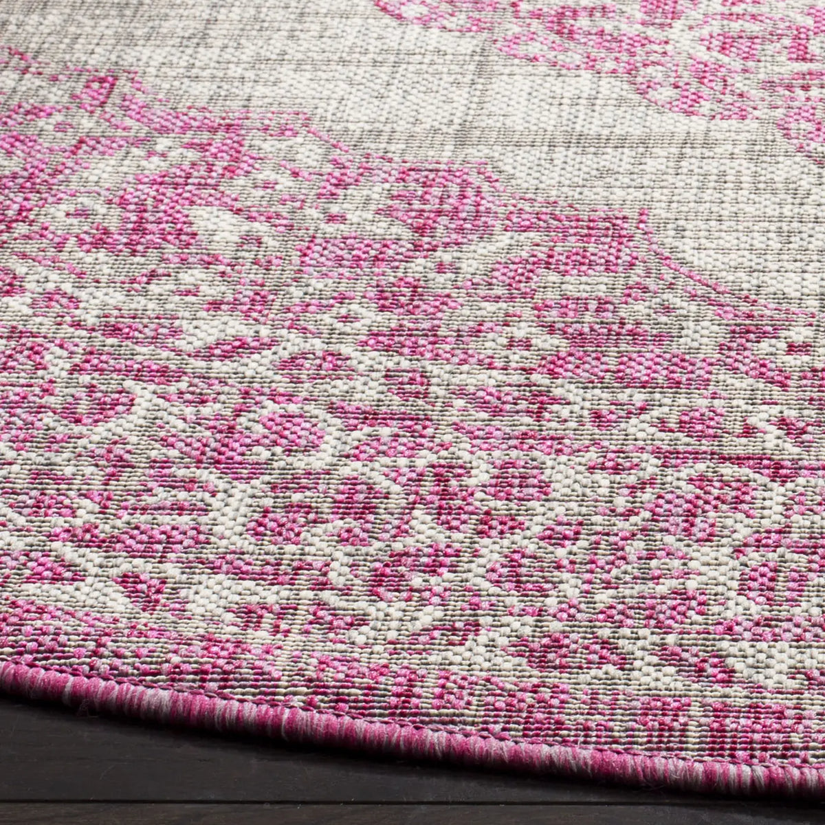 Safavieh Courtyard 5'-3" x 5'-3" Rug in Light Grey / Fuchsia