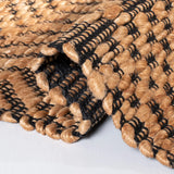 Safavieh Kilim 4'-0" x 6'-0" Rug in Natural / Black