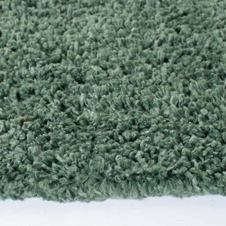 Safavieh August Shag 5'-0" x 5'-0" Rug in Green