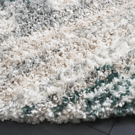 Safavieh Fontana Shag  800 6'-7" x 6'-7" Rug in Ivory / Green
