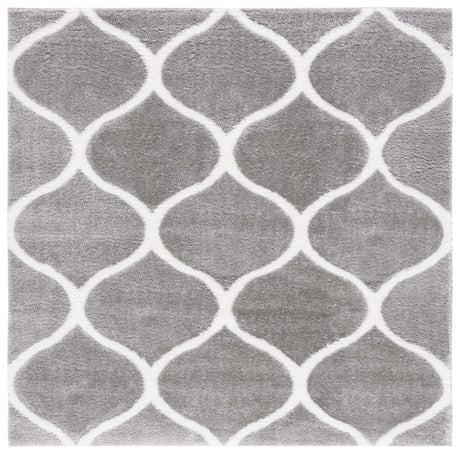 Safavieh Tahoe Shag 6'-7" x 6'-7" Rug in Grey / White