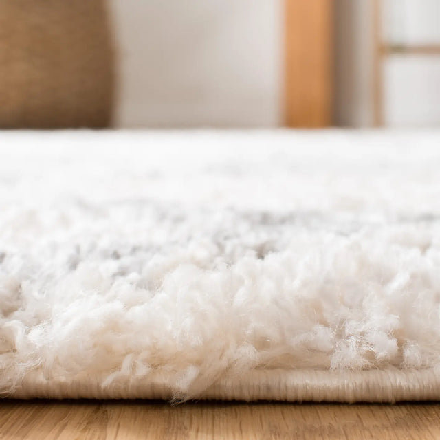 Safavieh Berber Fringe Shag 4'-0" x 6'-0" Rug in Cream / Blue
