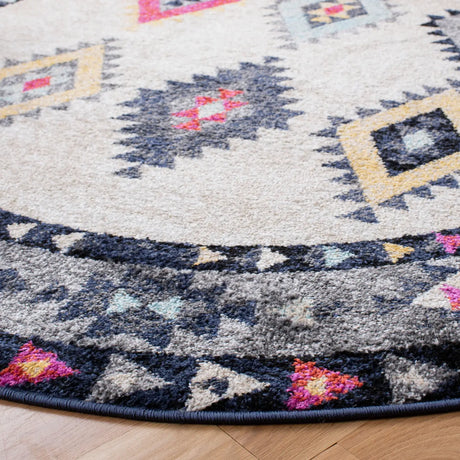 Safavieh Adirondack 6'-0" x 6'-0" Rug in Ivory / Grey