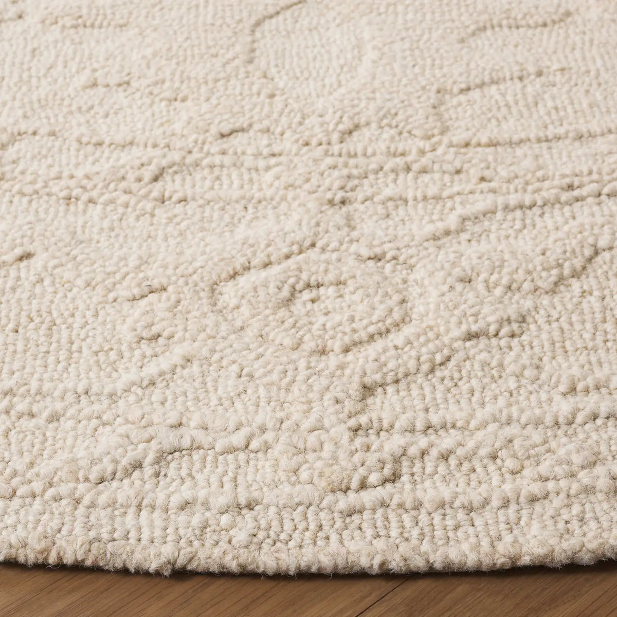 Safavieh Marquee 6'-0" x 6'-0" Rug in Ivory