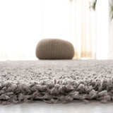 Safavieh Primo Shag 4'-0" x 6'-0" Rug in Light Grey