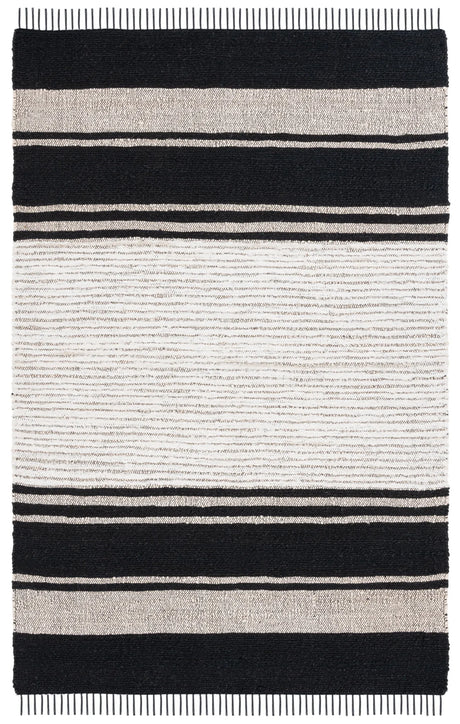 Safavieh Natural Fiber 4'-0" x 6'-0" Rug in Ivory / Black