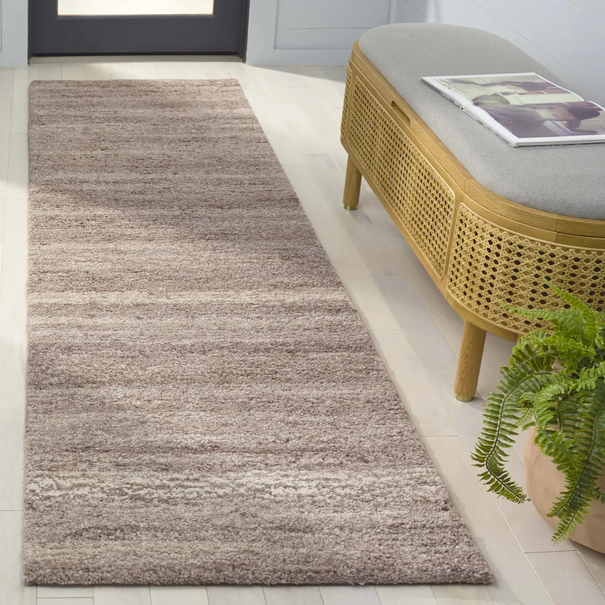 Safavieh Himalaya 2'-3" x 8'-0" Rug in Natural / Light Brown