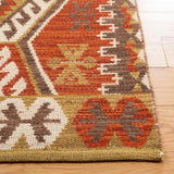 Safavieh Kilim 4'-0" x 6'-0" Rug in Red / Olive
