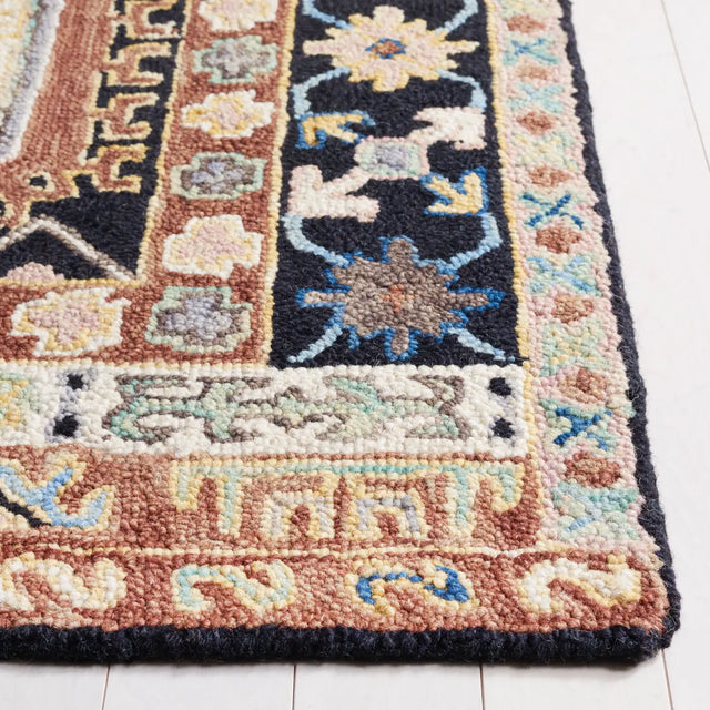 Safavieh Aspen 4'-0" x 6'-0" Rug in Black / Ivory
