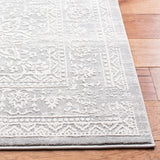Safavieh Princeton 5'-3" x 7'-6" Rug in Grey / Beige