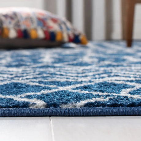 Safavieh Tulum 4'-0" x 6'-0" Rug in Navy / Ivory