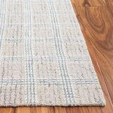 Safavieh Ebony 4'-0" x 6'-0" Rug in Silver / Ivory