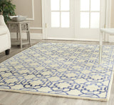 Safavieh Mosaic 4'-0" x 6'-0" Rug in Cream / Purple