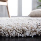 Safavieh Hudson Shag 4'-0" x 6'-0" Rug in Ivory / Grey