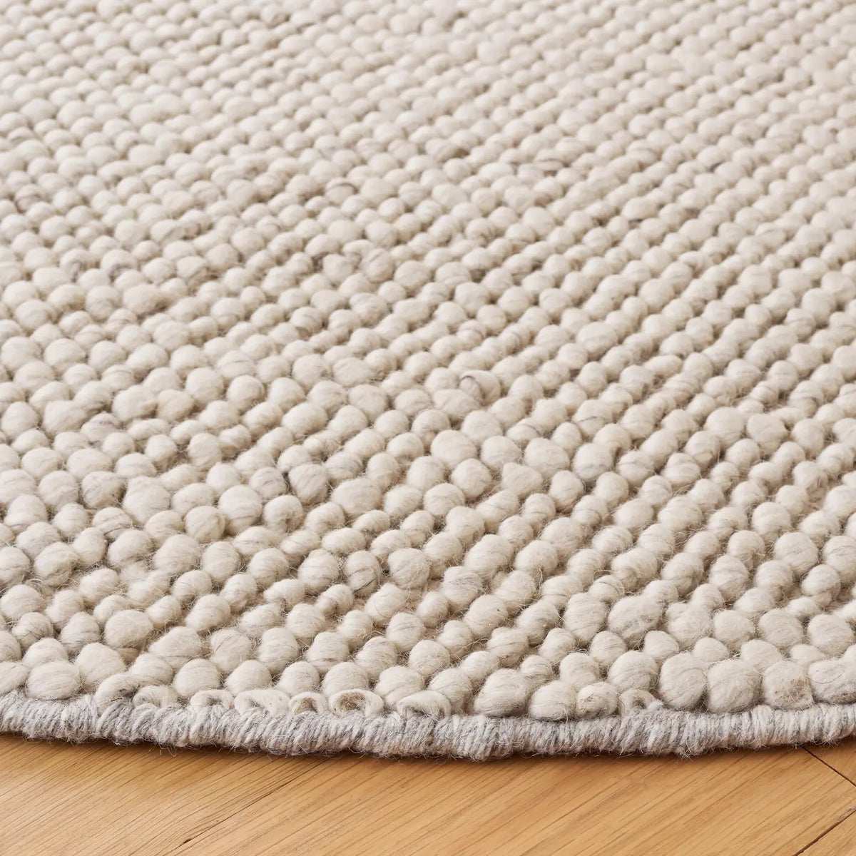 Safavieh Natura 6'-0" x 6'-0" Rug in Grey / Ivory