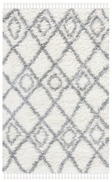 Safavieh Moroccan Tassel Shag 4'-0" x 6'-0" Rug in Ivory / Light Grey