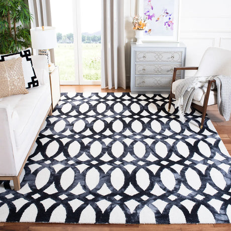 Safavieh Dip Dye 10'-0" x 14'-0" Rug in Ivory / Graphite