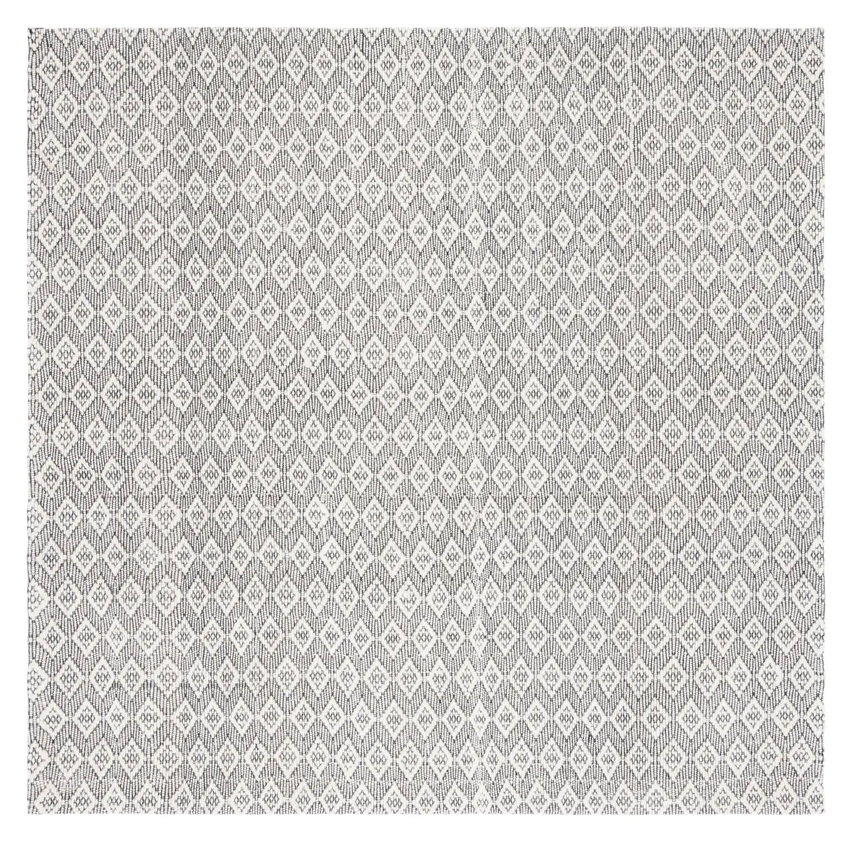 Safavieh Marbella 6'-0" x 6'-0" Rug in Ivory / Black
